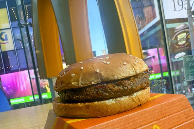 McDonald's Drops 5.2% Amid E. Coli Outbreak