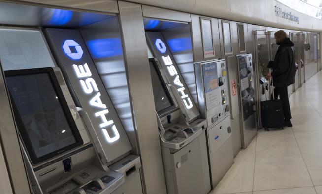 JPMorgan Sues Customers Who Exploited Viral ATM Glitch