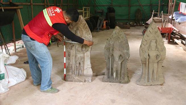 'Door Guardians' Found Buried in Cambodia