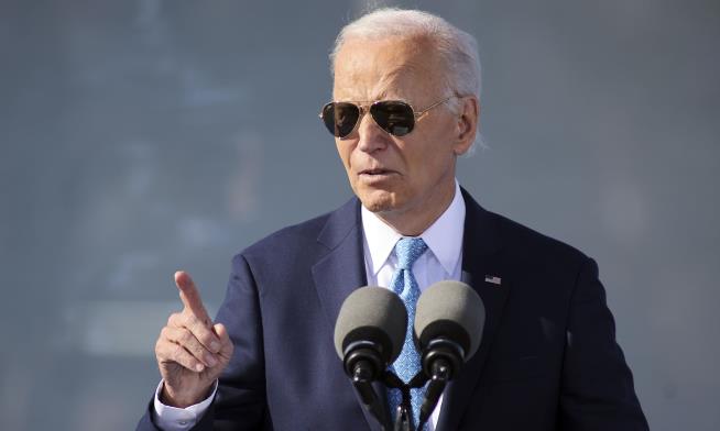 Stenographers, White House Dispute Handling of Biden's 'Garbage' Comment