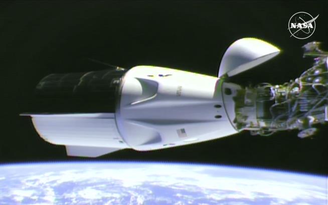 SpaceX Dragon Is About to Give the ISS a Shove