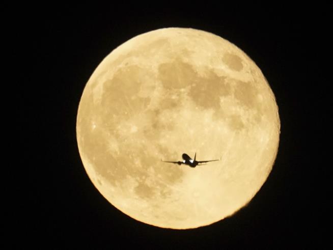 We've Got One Last Supermoon This Week