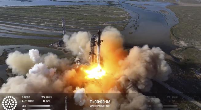 SpaceX 'Chopsticks' Fail May Have Been to Protect Trump