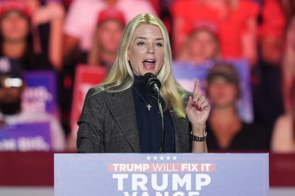 Trump Picks Pam Bondi for Attorney General