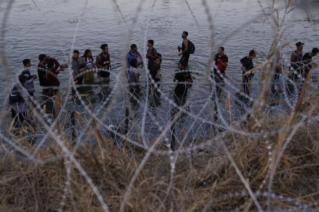 Court: Feds Can't Destroy Razor Wire on Texas Border