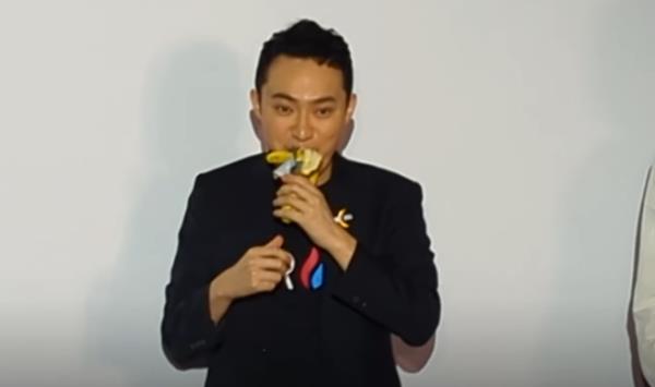 Buyer Eats His $6.2M Banana Art