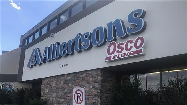 Albertsons Declares Merger Dead, Sues Kroger