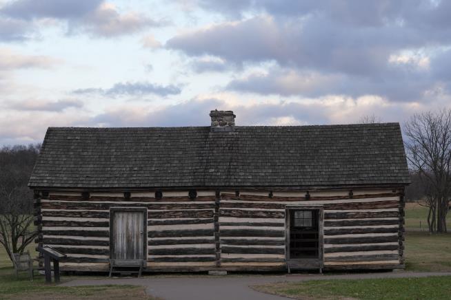 Burial Site for People Owned by a President Discovered