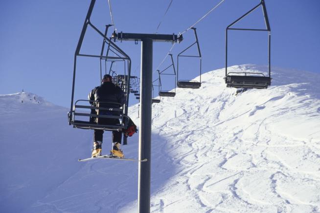 5 Hurt in Terrifying Tahoe Ski Lift Collision