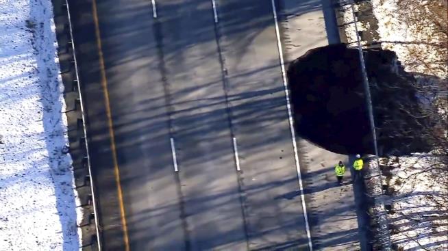 Sinkhole Shuts Down Interstate 80