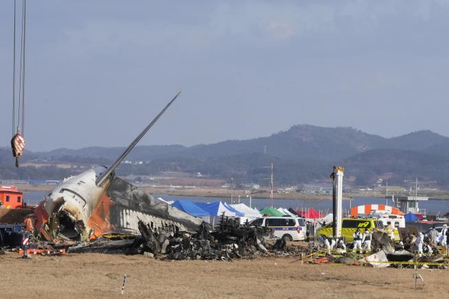 'Mayday, Mayday:' The Final Minutes of Jeju Air Flight