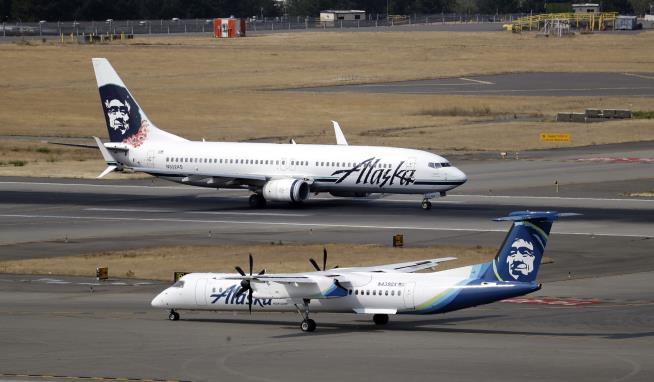 Eagle Strike Forces Alaska Flight to Turn Around