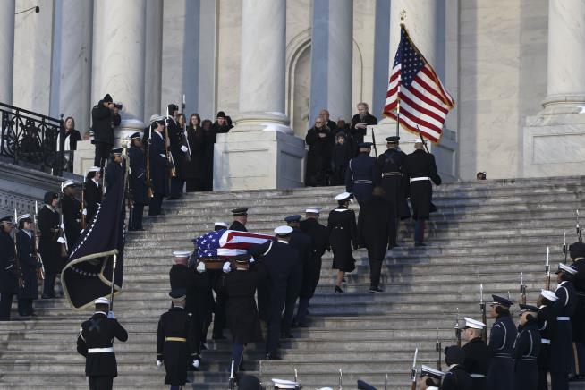 Jimmy Carter's Casket Arrives at US Capitol