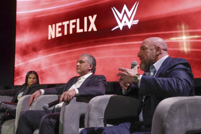 WWE Monday Night RAW Debut Thrills on Netflix