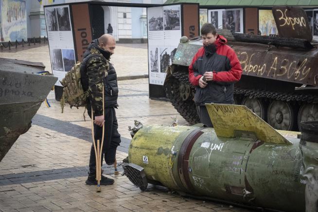 Zelensky: Ukraine Has 2 North Korean Soldiers