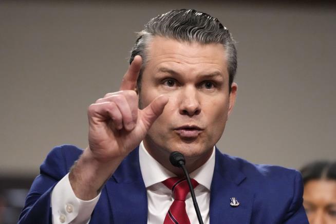 2 GOPers Vote Against Advancing Hegseth Nomination