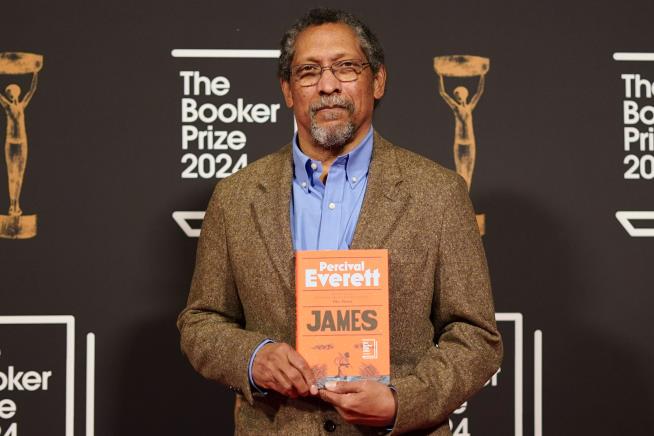 Percival Everett Wins Carnegie Medal for Fiction Excellence