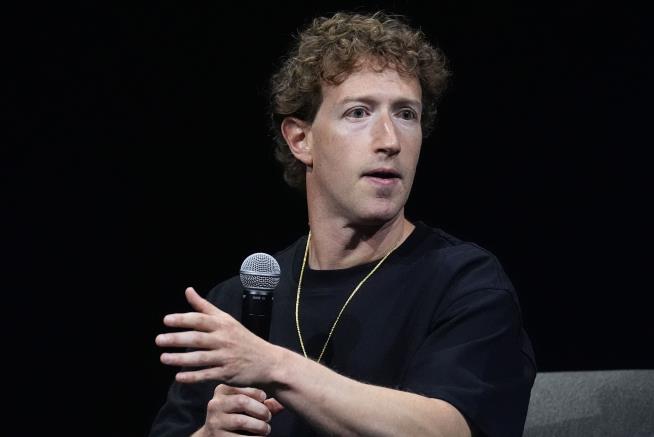 Zuckerberg Tells Meta Employees to 'Buckle Up'