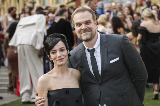 It's Over for Lily Allen, David Harbour: Sources