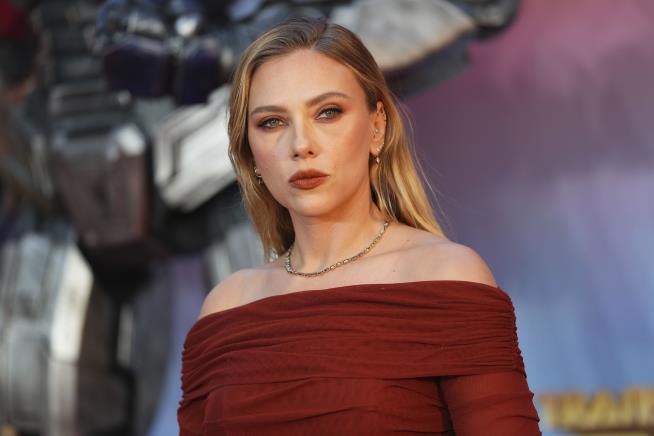 After Deepfake Goes Viral, Johansson Has a Warning