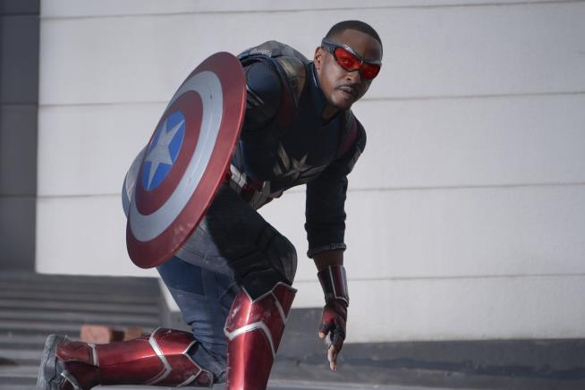 Audiences Enjoy Captain America More Than Movie Critics Do