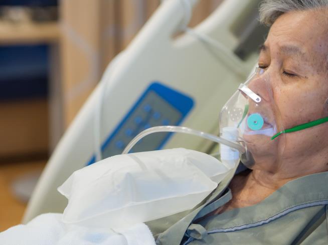 On the Medical Front, a 'Very Urgent' Need for Oxygen