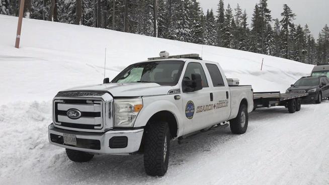 Avalanche in Oregon's Cascades Kills 2 Skiers