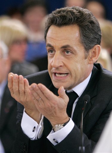 China Warns of Sanctions for Sarkozy-Dalai Lama Meeting