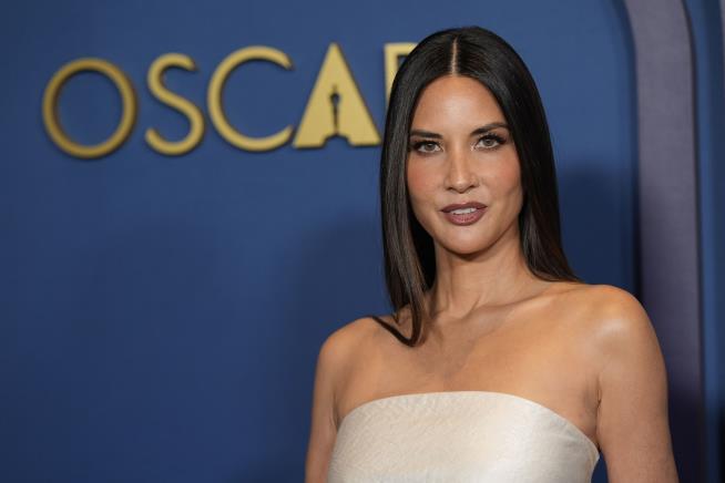 Olivia Munn Says She Rejected 7-Figure Offer to Sign NDA