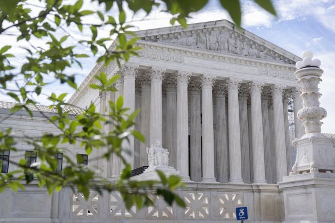 SCOTUS to Hear Controversial 'Conversion Therapy' Case