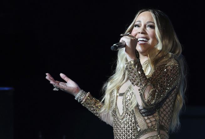 Judge Tosses Lawsuit Over Mariah Carey's Holiday Hit