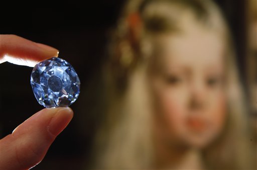 Spanish King's Rare Blue Diamond Could Go for $13.4M