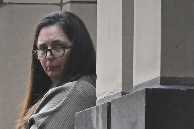 Maker of Poisoned Lunch Urged Hubby to Attend 'Special Meal'