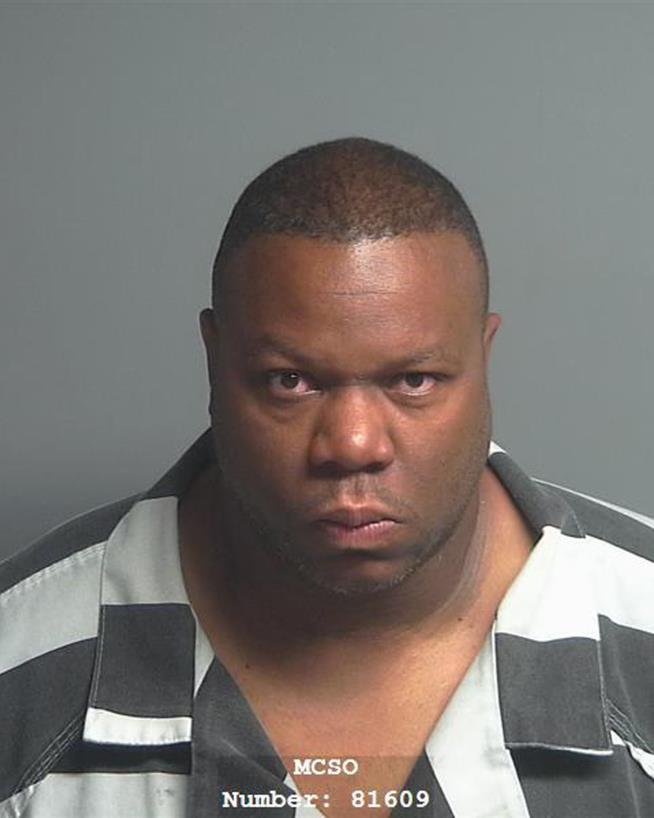 Ex-NFL Player Gets 30 Years for Girlfriend's Murder
