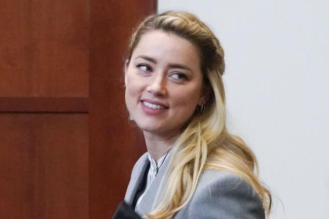Amber Heard Welcomes Twins