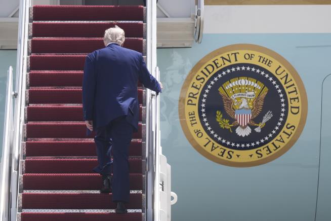 WHCA Protests Lack of Wire Reporter on Air Force One
