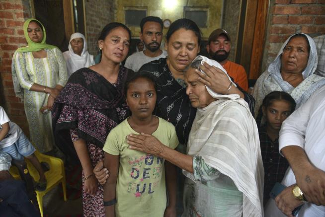 Toxic Liquor Kills at Least 14