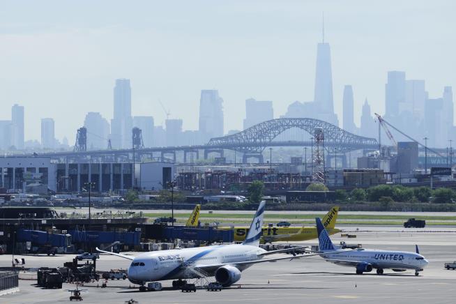 Newark Airport's Problems Just Deepened: 'Pure Insanity'