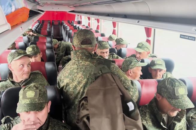 Russia, Ukraine Swap Prisoners Again, After Strikes on Kyiv