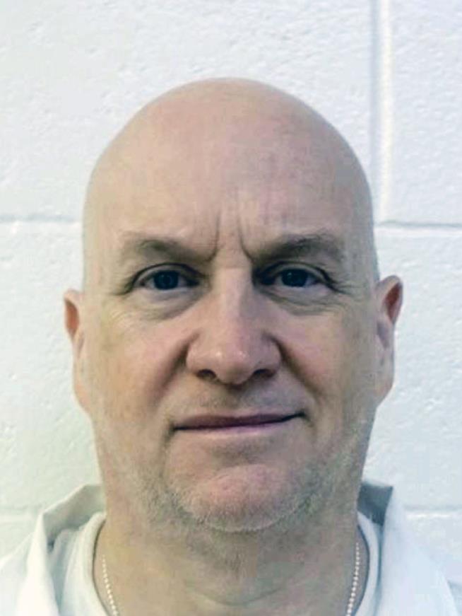 Murderer-Rapist Escapes From Arkansas Prison