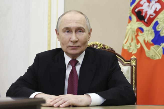 Russia Downplays Trump's Slam of Putin