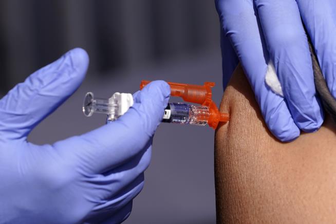 Feds Pull Plug on Moderna's Bird Flu Vaccine