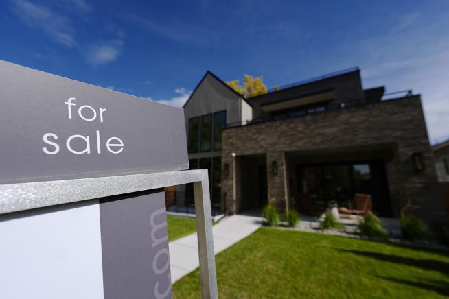 Yoo-Hoo, Homebuyers: It's Your Market Now