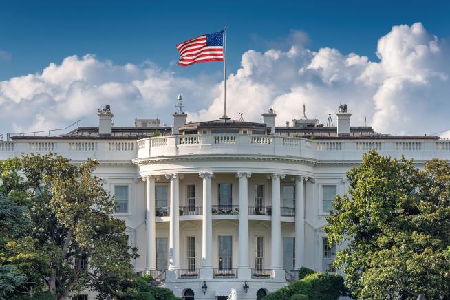 How Do You Sign 'Lawsuit Against White House' in ASL?