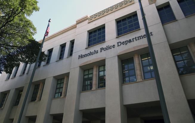 To Hit Quotas, Honolulu Cops Arrest the Innocent: Lawsuit