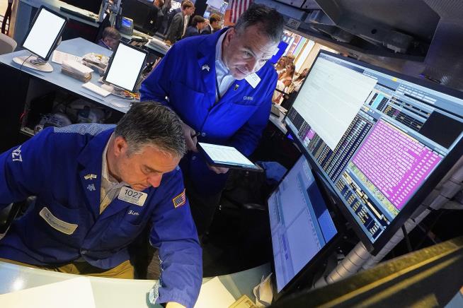 Stocks Drift Closer to Record Highs