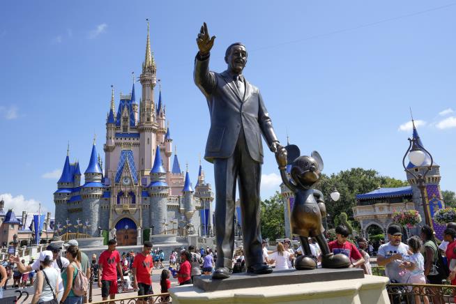 Disney Granddaughter Is Not a Fan of Animatronic Tribute
