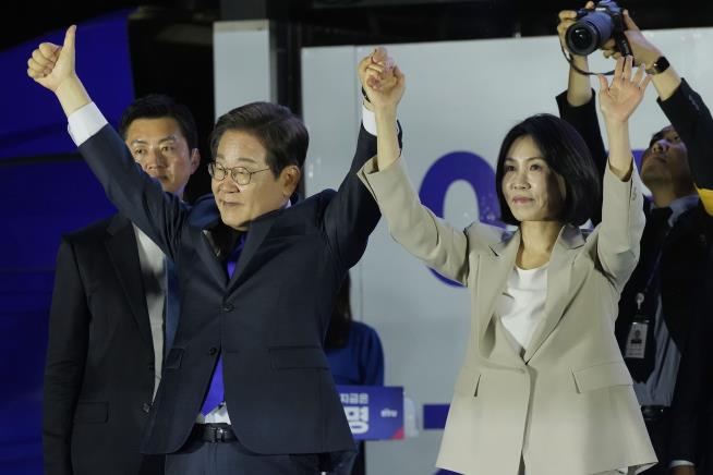 Exit Poll in South Korea Gives Win to Liberal Candidate