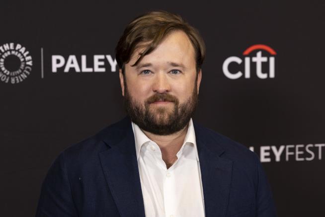 Haley Joel Osment Must Attend AA 3x a Week