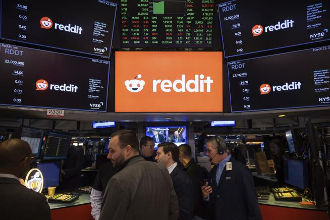 Anthropic Trained Chatbot With Reddit Comments, Lawsuit Says